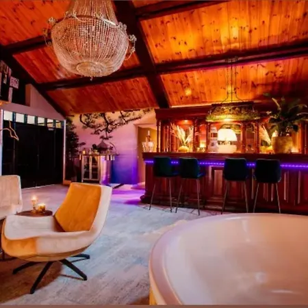 Bed & Wellness - Eiland Rust Semesterbostad 's-Hertogenbosch (Den Bosch)